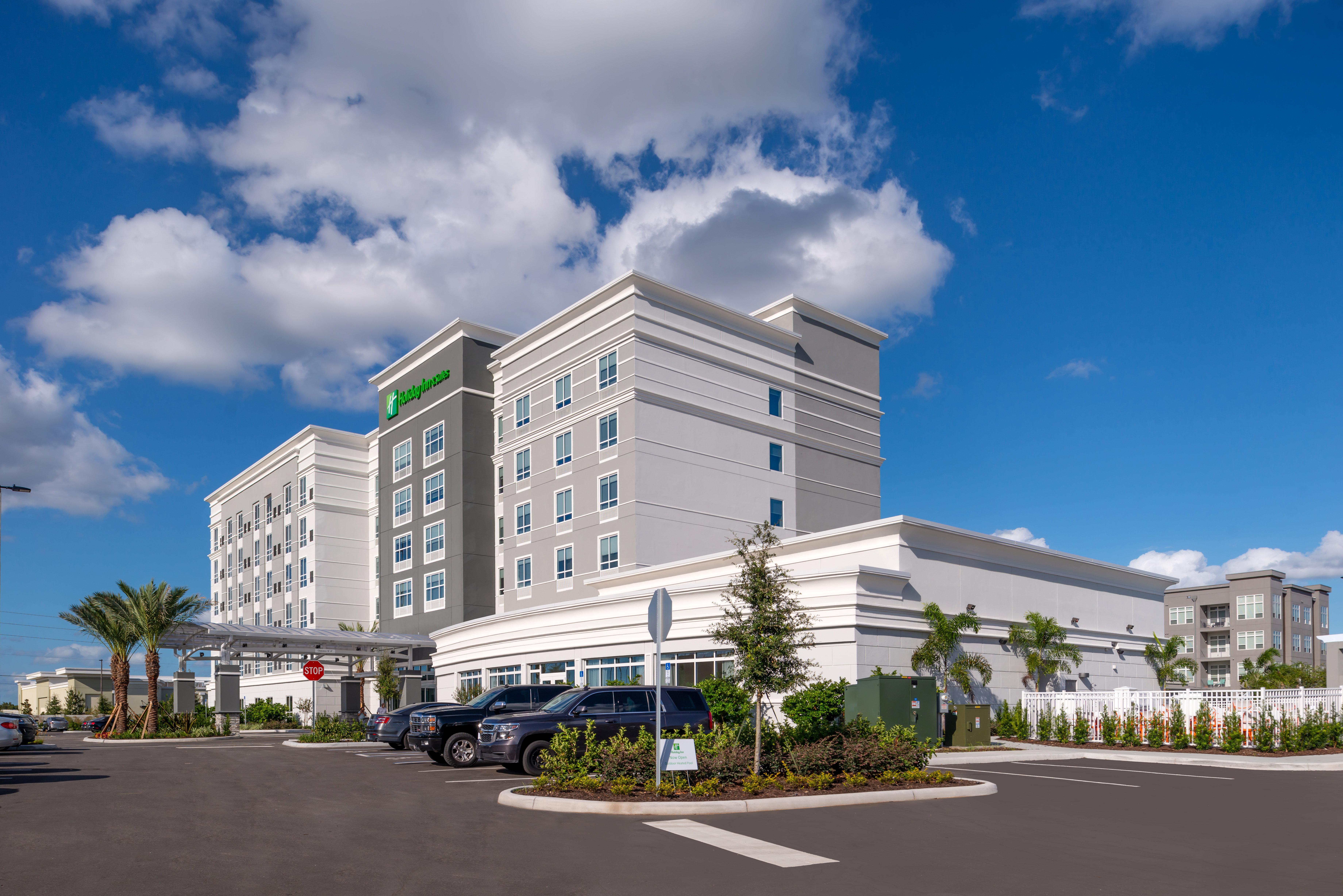 Holiday Inn & Suites Orlando - International Dr S, An Ihg Hotel Williamsburg Bagian luar foto