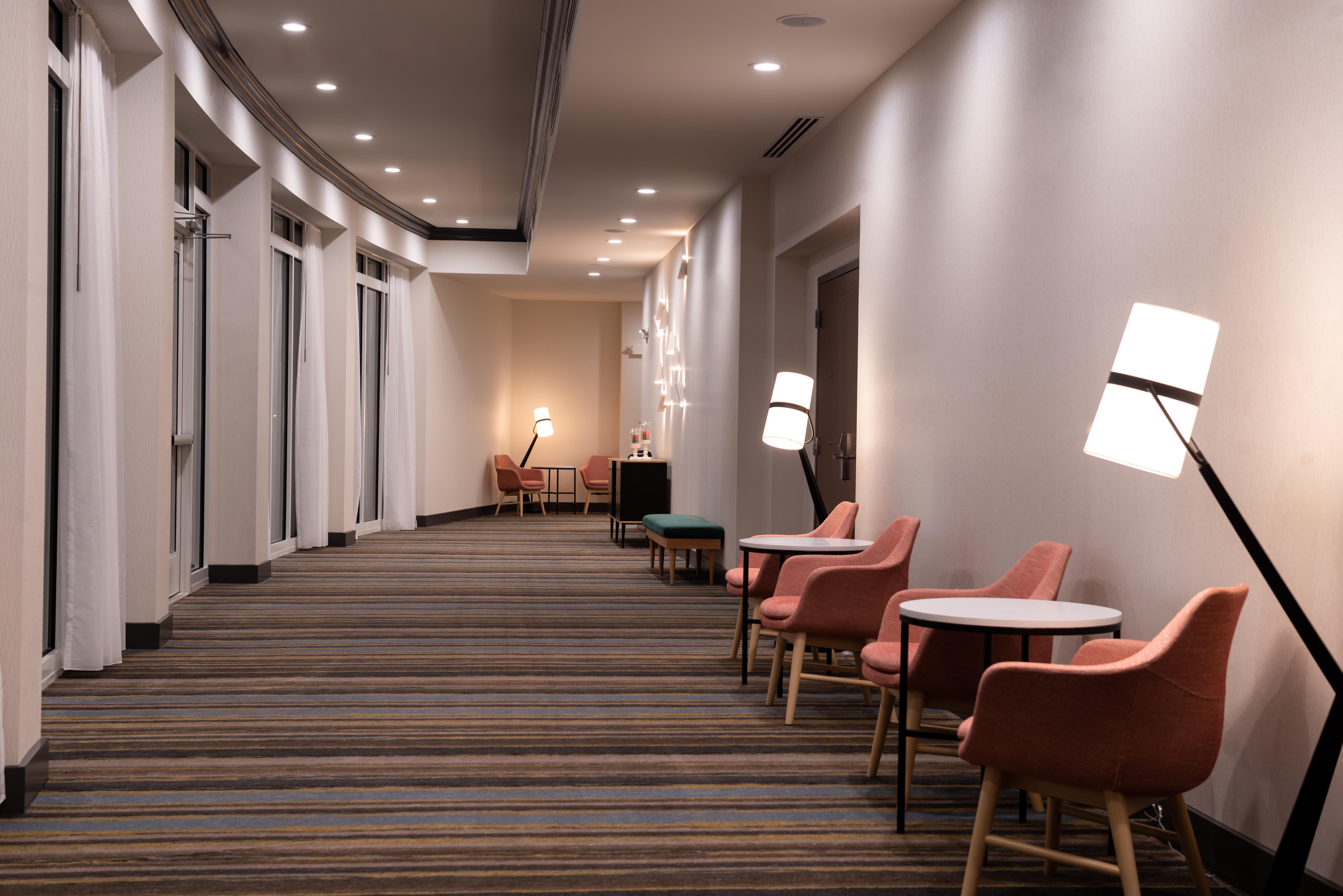 Holiday Inn & Suites Orlando - International Dr S, An Ihg Hotel Williamsburg Bagian luar foto